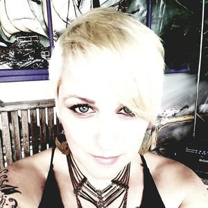 Meet your Posher, Shawna